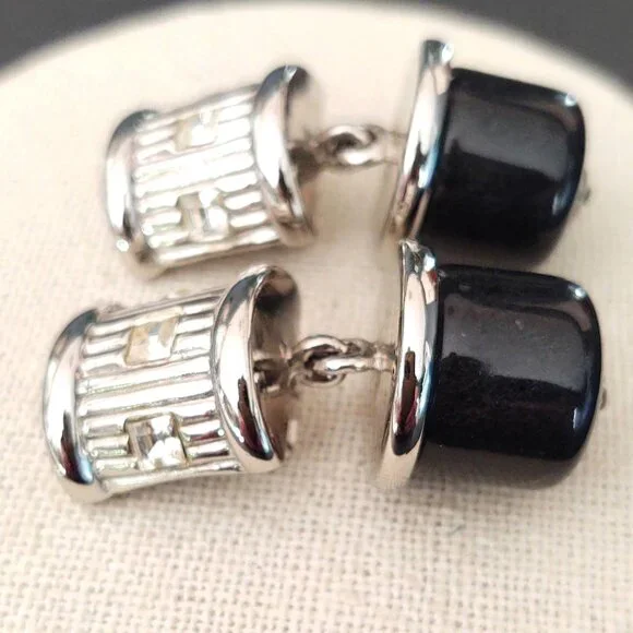 Vintage chunky silver and dark gray clip on earrings with cz accents - Picture 4 of 9